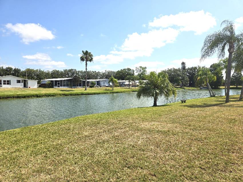 8116 Lakeview Dr N a Ellenton, FL Mobile or Manufactured Home for Sale