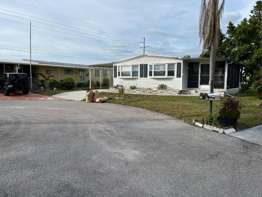 907 Nogoya a Venice, FL Mobile or Manufactured Home for Sale