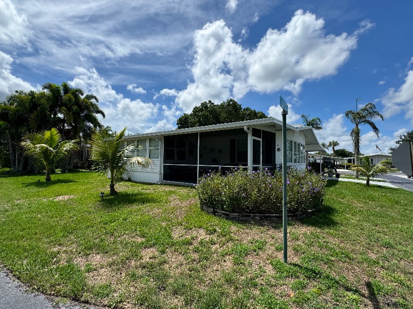 5301 Furness Circle a Sarasota, FL Mobile or Manufactured Home for Sale