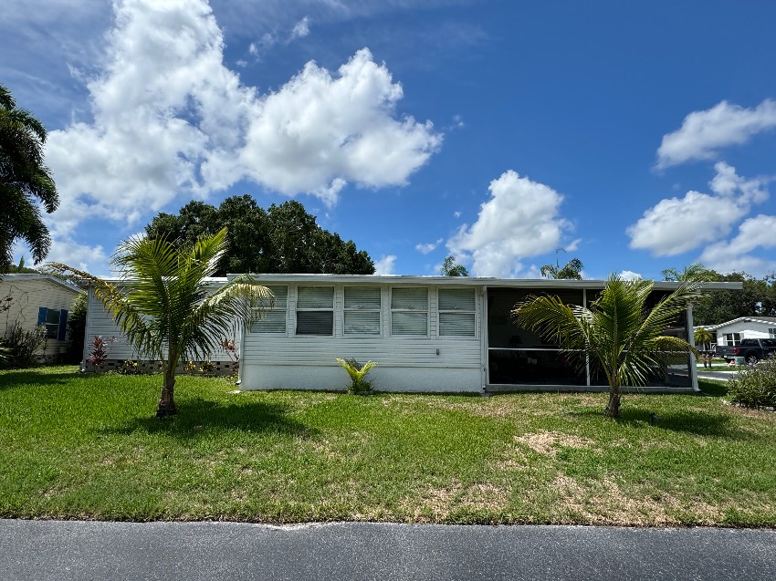 5301 Furness Circle a Sarasota, FL Mobile or Manufactured Home for Sale