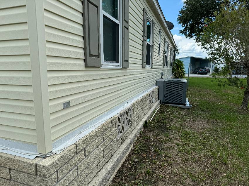 2217 Walden Pond Dr a Lake Wales, FL Mobile or Manufactured Home for Sale