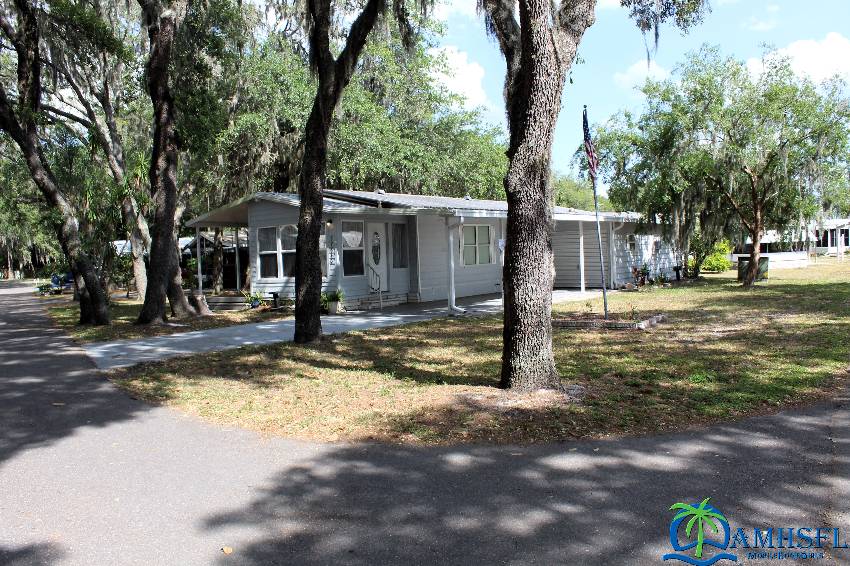 37640 Oak Lake Dr a Zephyrhills, FL Mobile or Manufactured Home for Sale