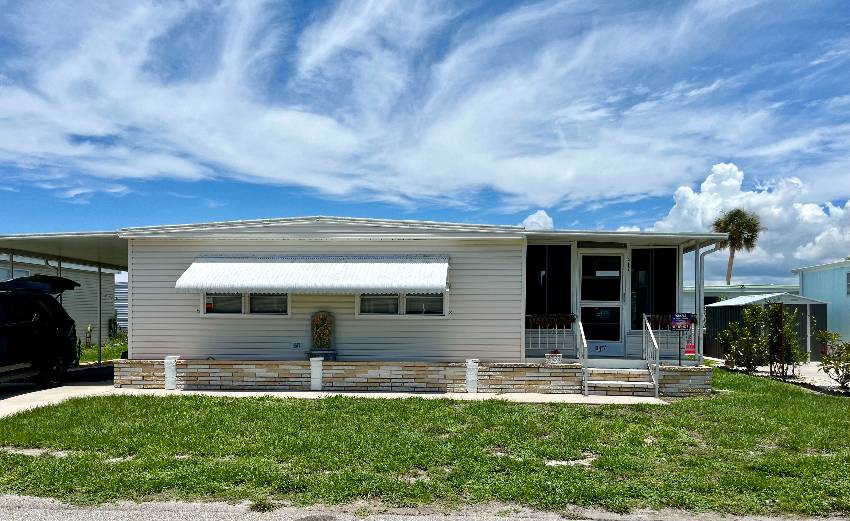 917 Cayman a Venice, FL Mobile or Manufactured Home for Sale