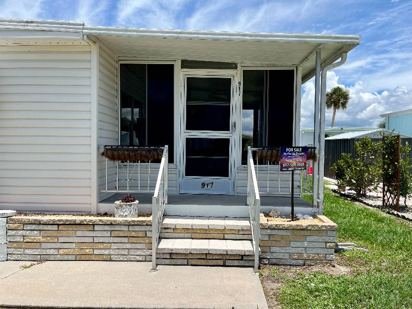 917 Cayman a Venice, FL Mobile or Manufactured Home for Sale