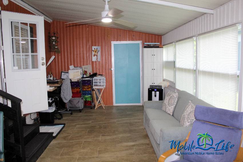 3160 Blue Lagoon Dr a Zephyrhills, FL Mobile or Manufactured Home for Sale