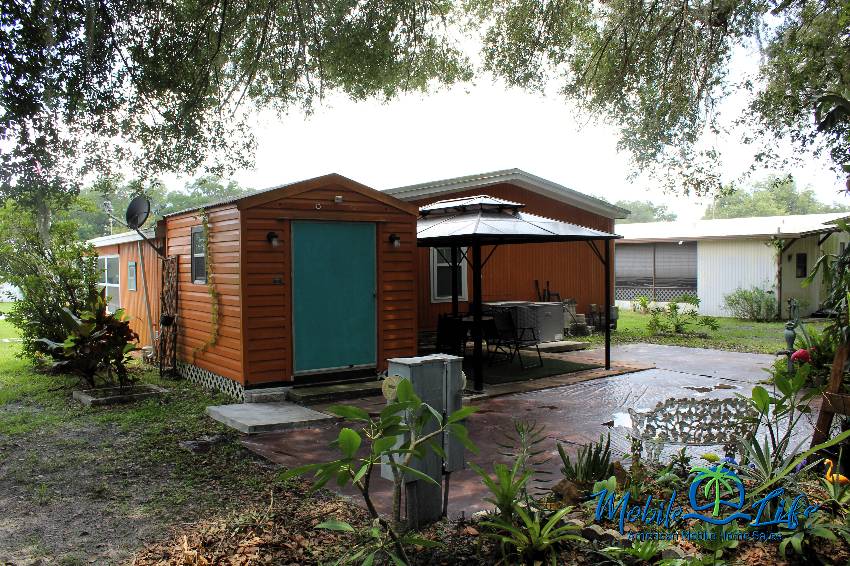 3160 Blue Lagoon Dr a Zephyrhills, FL Mobile or Manufactured Home for Sale