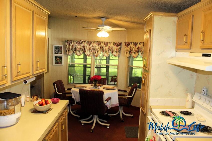 37628 Tahitian Ct a Zephyrhills, FL Mobile or Manufactured Home for Sale