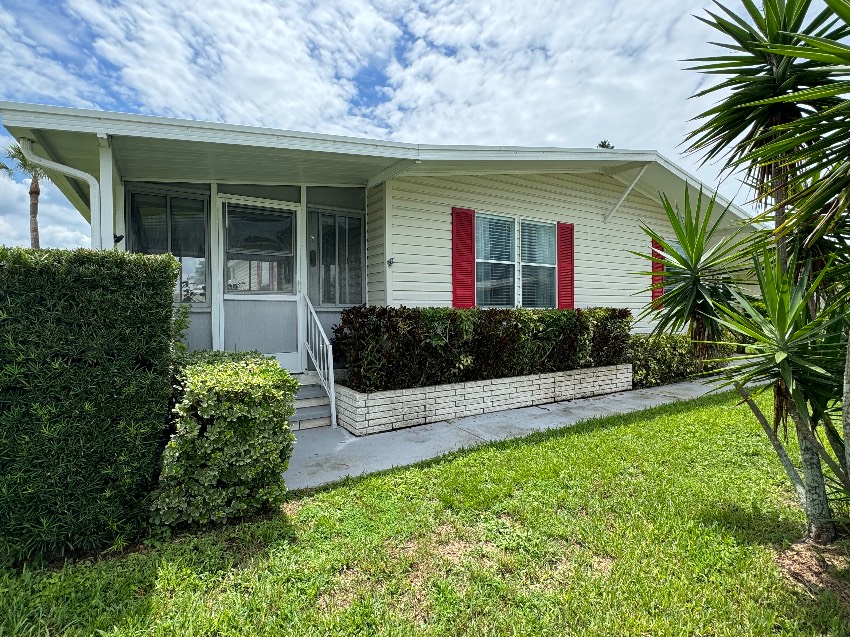 5261 Wellfleet Dr. W. a Sarasota, FL Mobile or Manufactured Home for Sale