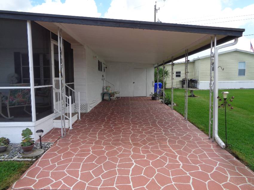 196 Duane Place a Lakeland, FL Mobile or Manufactured Home for Sale