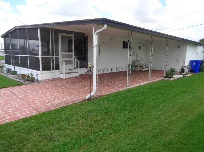 196 Duane Place a Lakeland, FL Mobile or Manufactured Home for Sale