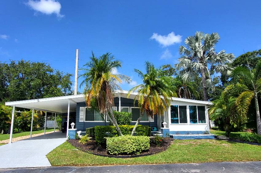 5212 Camelot Dr W a Sarasota, FL Mobile or Manufactured Home for Sale