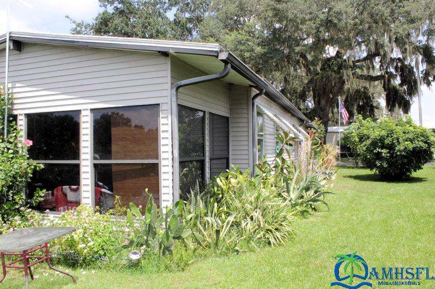 37544 Pompano Ct a Zephyrhills, FL Mobile or Manufactured Home for Sale