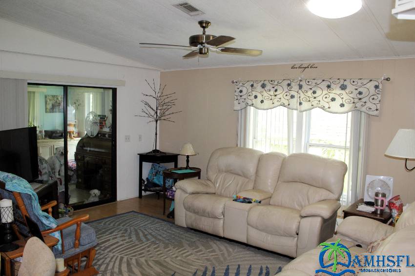 37544 Pompano Ct a Zephyrhills, FL Mobile or Manufactured Home for Sale