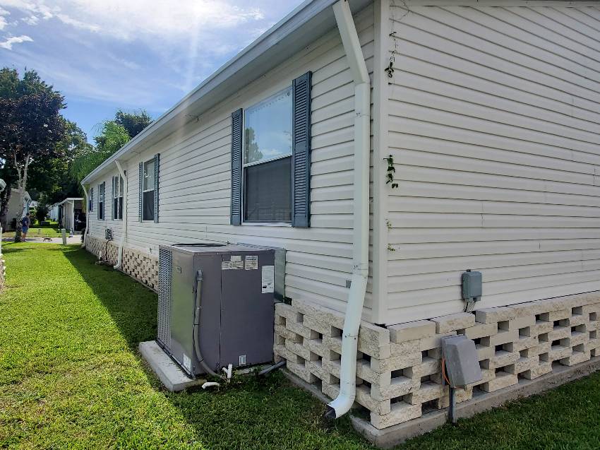 10348 S Covington Terrace a Homosassa, FL Mobile or Manufactured Home for Sale