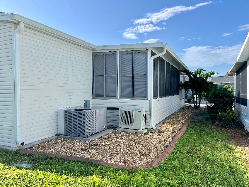 999 Desirade a Venice, FL Mobile or Manufactured Home for Sale