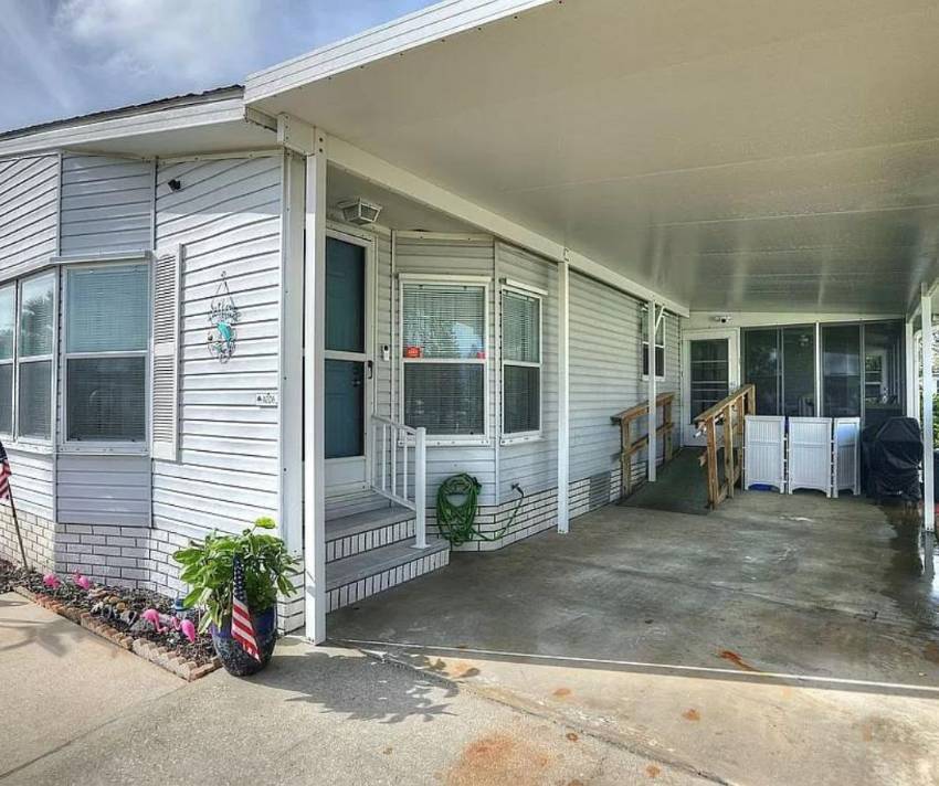 1026 West Lakeview Drive a Sebastian, FL Mobile or Manufactured Home for Sale