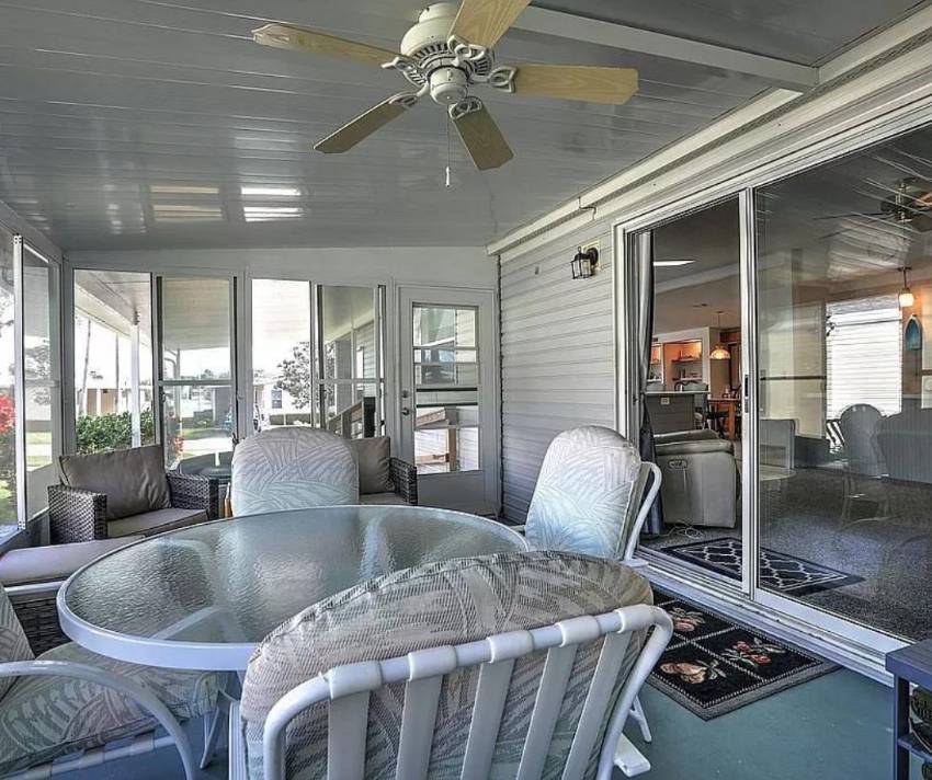 1026 West Lakeview Drive a Sebastian, FL Mobile or Manufactured Home for Sale