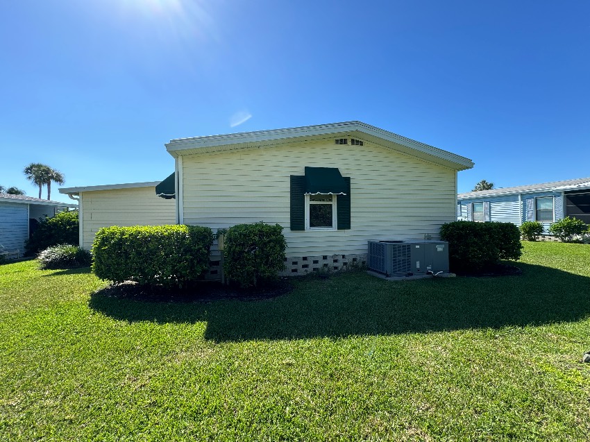 5410 Harrow Terrace a Sarasota, FL Mobile or Manufactured Home for Sale