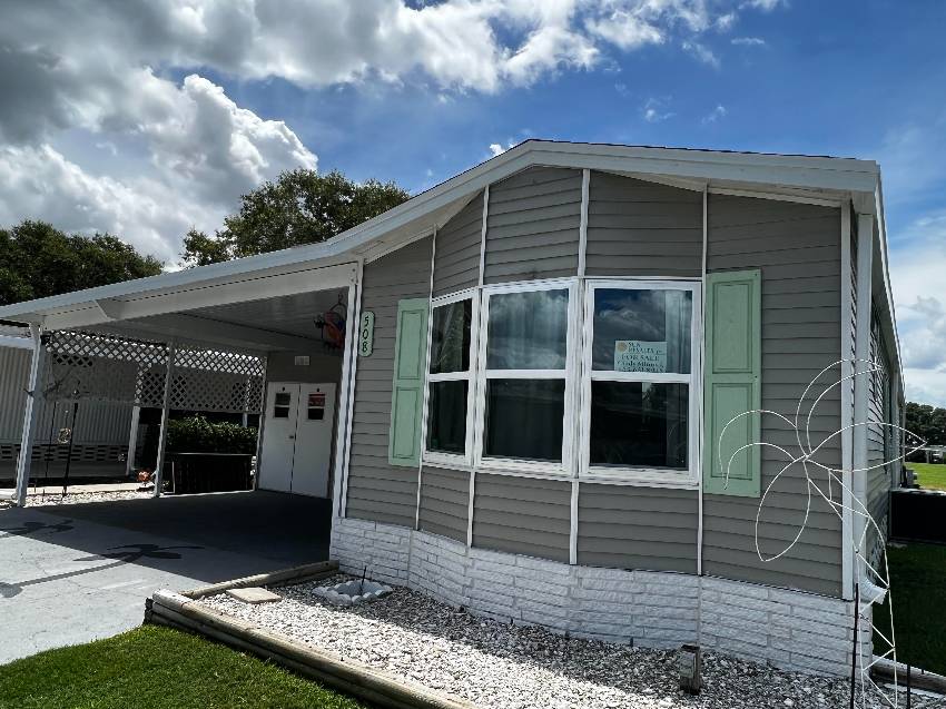 508 Century Drive a Winter Haven, FL Mobile or Manufactured Home for Sale