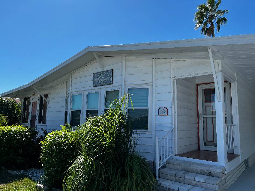 33 Marina Drive a Winter Haven, FL Mobile or Manufactured Home for Sale