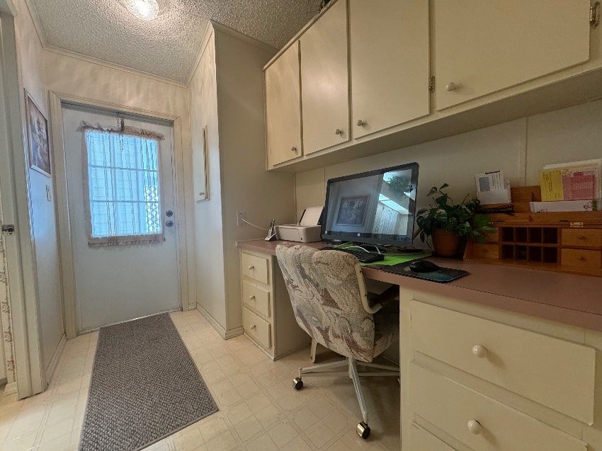 5609 Queensbury Blvd a Sarasota, FL Mobile or Manufactured Home for Sale