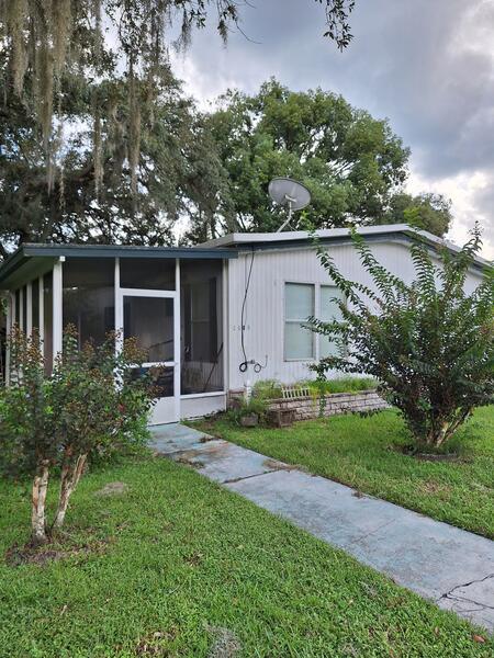 5506 Eugene Street a Zephyrhills, FL Mobile or Manufactured Home for Sale