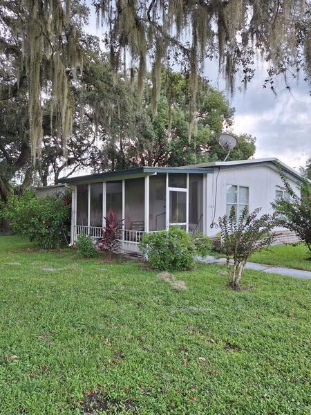 5506 Eugene Street a Zephyrhills, FL Mobile or Manufactured Home for Sale