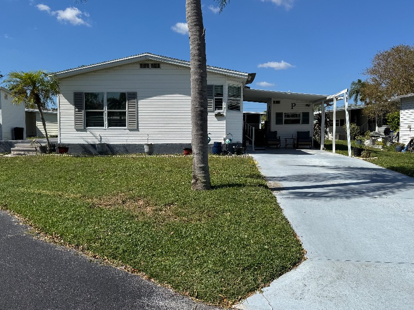 5314 Furness Circle a Sarasota, FL Mobile or Manufactured Home for Sale