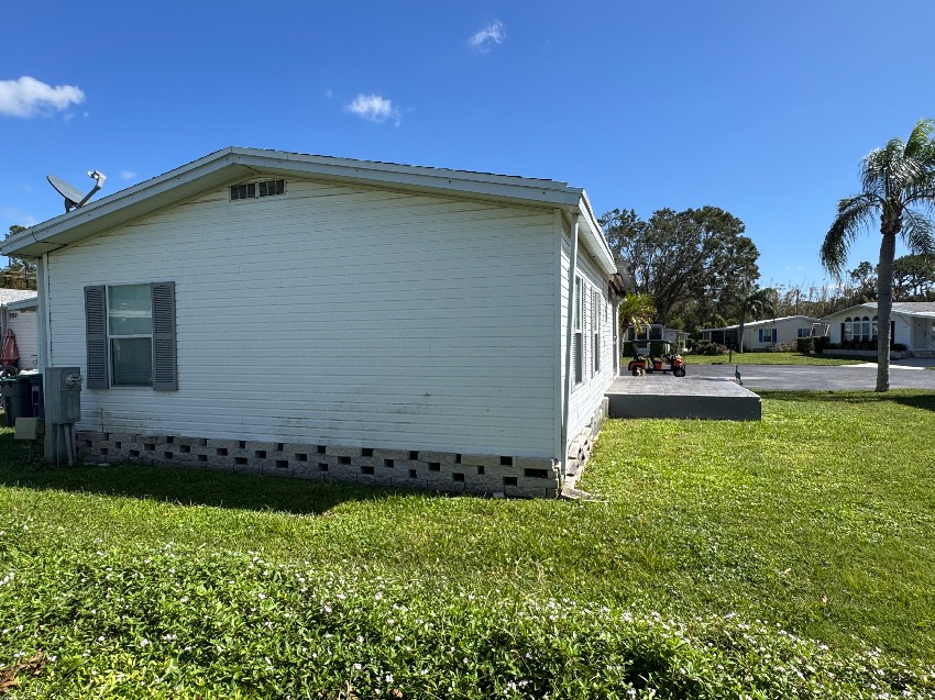 5314 Furness Circle a Sarasota, FL Mobile or Manufactured Home for Sale