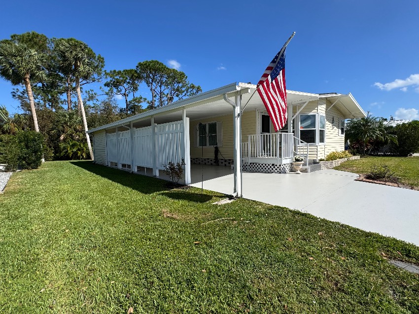 6419 Wakefield Ln a Sarasota, FL Mobile or Manufactured Home for Sale