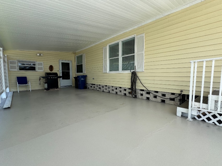 6419 Wakefield Ln a Sarasota, FL Mobile or Manufactured Home for Sale