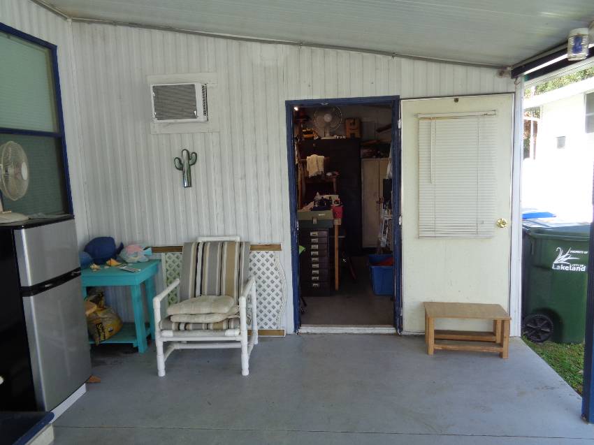 300 Queen Mary Loop a Lakeland, FL Mobile or Manufactured Home for Sale