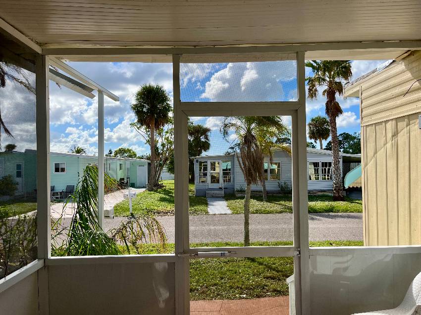 925 Kenoma a Venice, FL Mobile or Manufactured Home for Sale