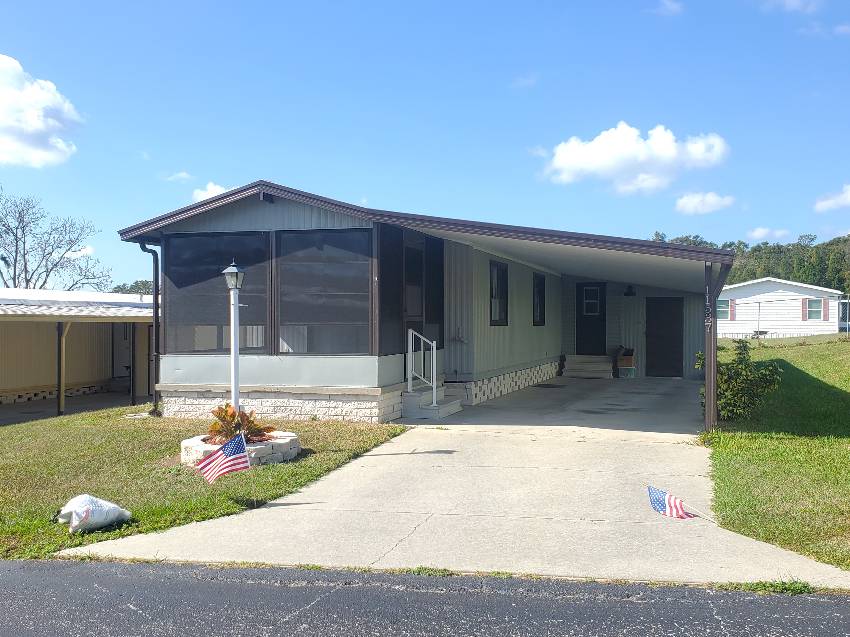 11537 Pierview Rd a Dade City, FL Mobile or Manufactured Home for Sale