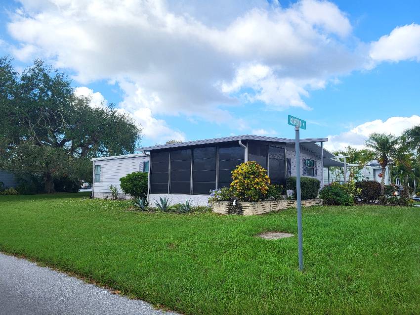 5352 Ashford Pl a Sarasota, FL Mobile or Manufactured Home for Sale