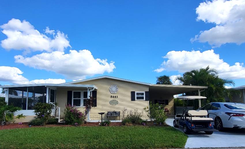 5441 Stonehaven Lane a Sarasota, FL Mobile or Manufactured Home for Sale