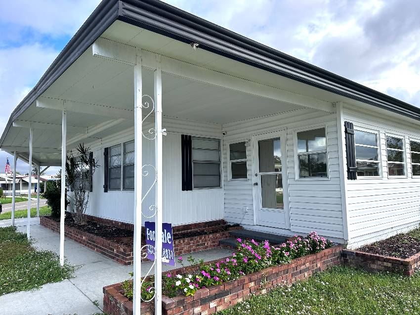 409 Peppertree Lane a Ellenton, FL Mobile or Manufactured Home for Sale