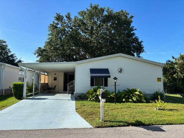 227 Tradewind Court a Lake Alfred, FL Mobile or Manufactured Home for Sale