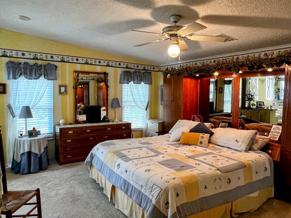 768 Century Lane a Winter Haven, FL Mobile or Manufactured Home for Sale