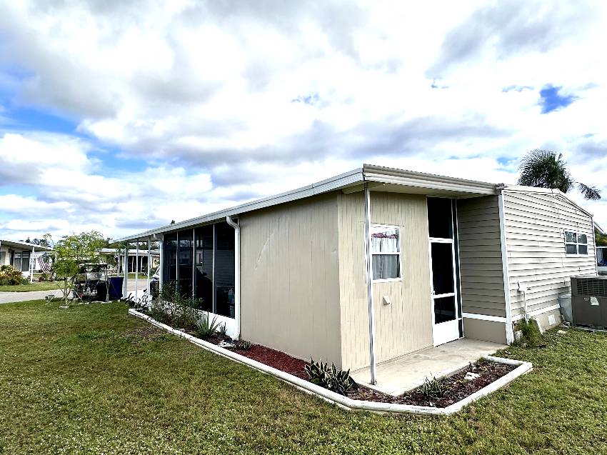 485 Driftwood Lane a Ellenton, FL Mobile or Manufactured Home for Sale