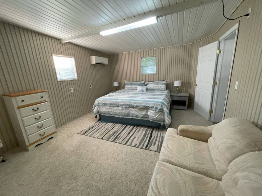 922 Laquinta Blvd a Winter Haven, FL Mobile or Manufactured Home for Sale