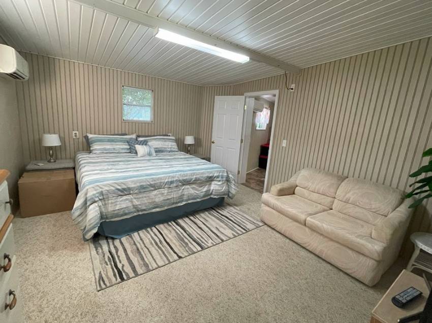 922 Laquinta Blvd a Winter Haven, FL Mobile or Manufactured Home for Sale