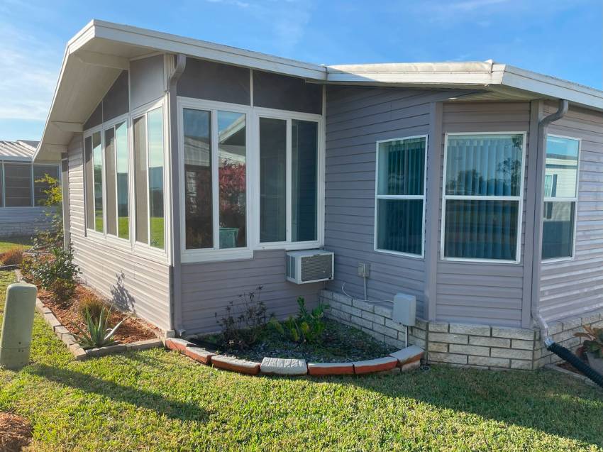 922 Laquinta Blvd a Winter Haven, FL Mobile or Manufactured Home for Sale