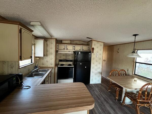 673 Century Lane a Winter Haven, FL Mobile or Manufactured Home for Sale