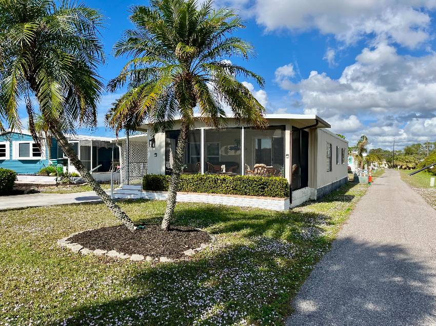 989 Ybor a Venice, FL Mobile or Manufactured Home for Sale