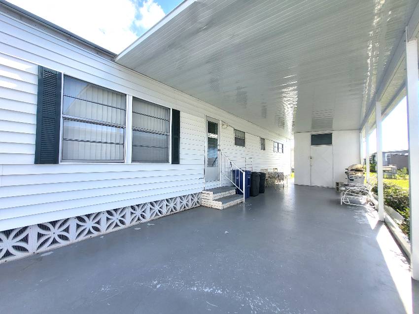 2324 Fremont Dr a Sarasota, FL Mobile or Manufactured Home for Sale