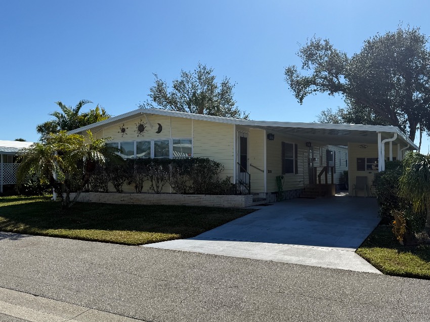 6332 Lichfield Ln a Sarasota, FL Mobile or Manufactured Home for Sale