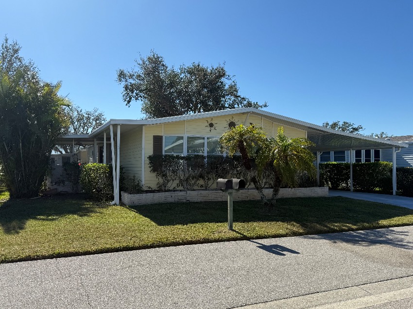 6332 Lichfield Ln a Sarasota, FL Mobile or Manufactured Home for Sale