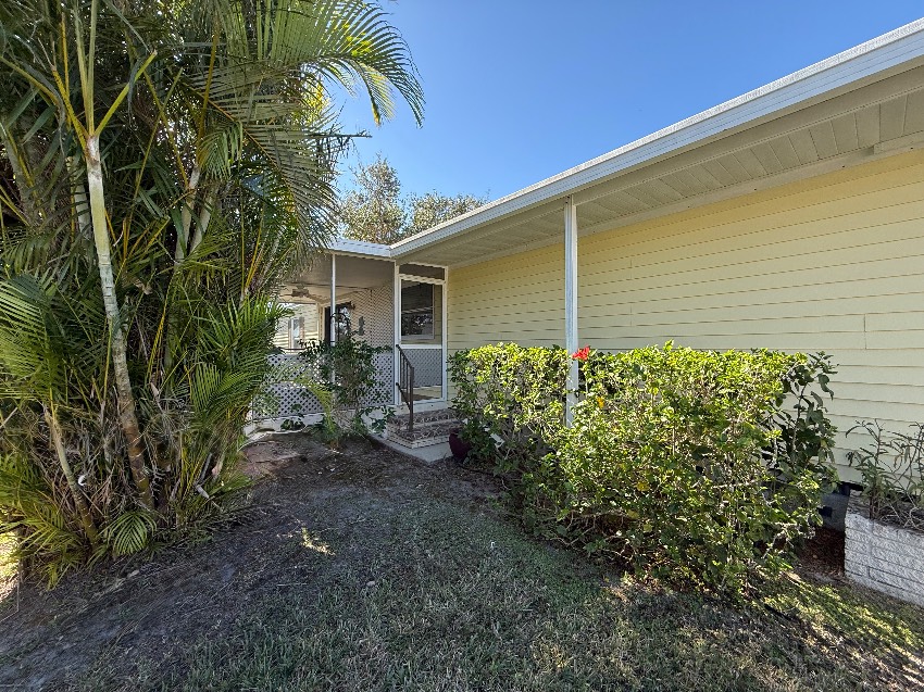 6332 Lichfield Ln a Sarasota, FL Mobile or Manufactured Home for Sale