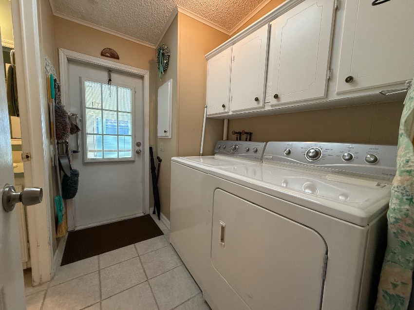 6332 Lichfield Ln a Sarasota, FL Mobile or Manufactured Home for Sale